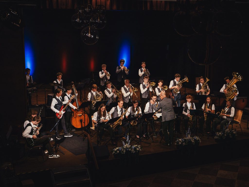 Mit dem traditionellen Sommerkonzert in der bis auf den letzten Platz gefüllten Rosner-Aula verabschiedete sich... 29.07.2026